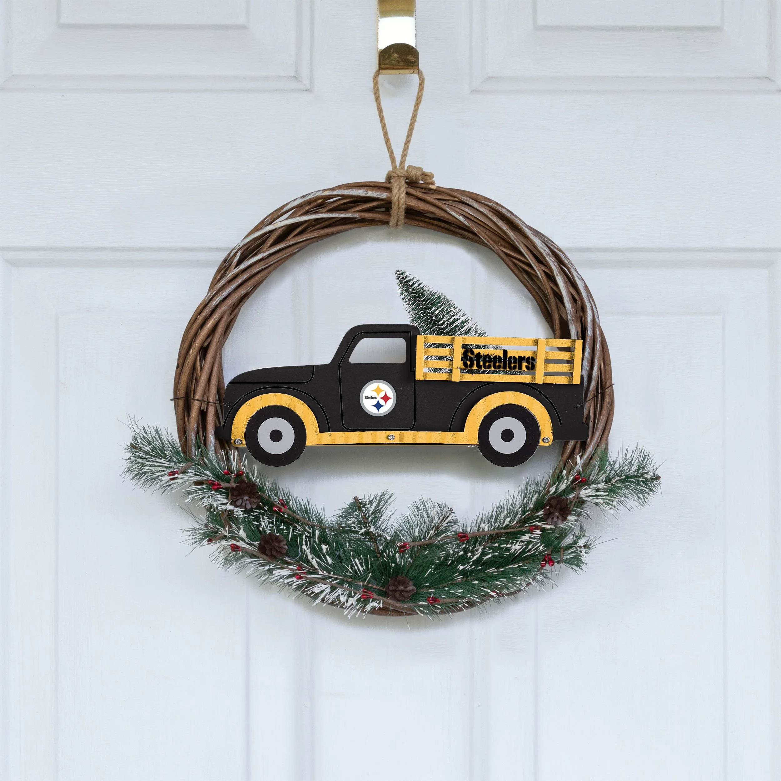 Pittsburgh Steelers NFL Wreath With Truck - Image 2