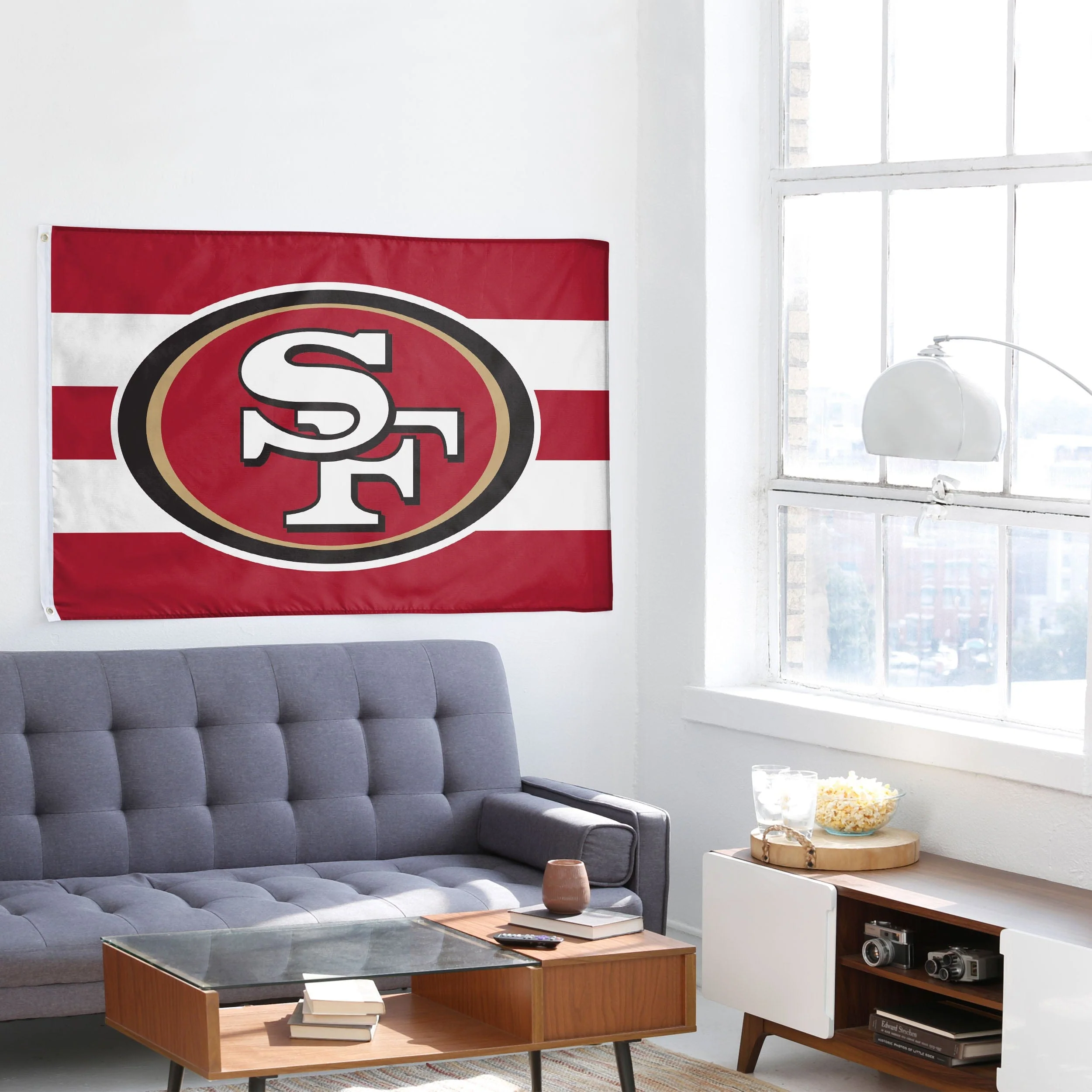 San Francisco 49ers NFL Big Logo Team Stripe Horizontal Flag - Image 4