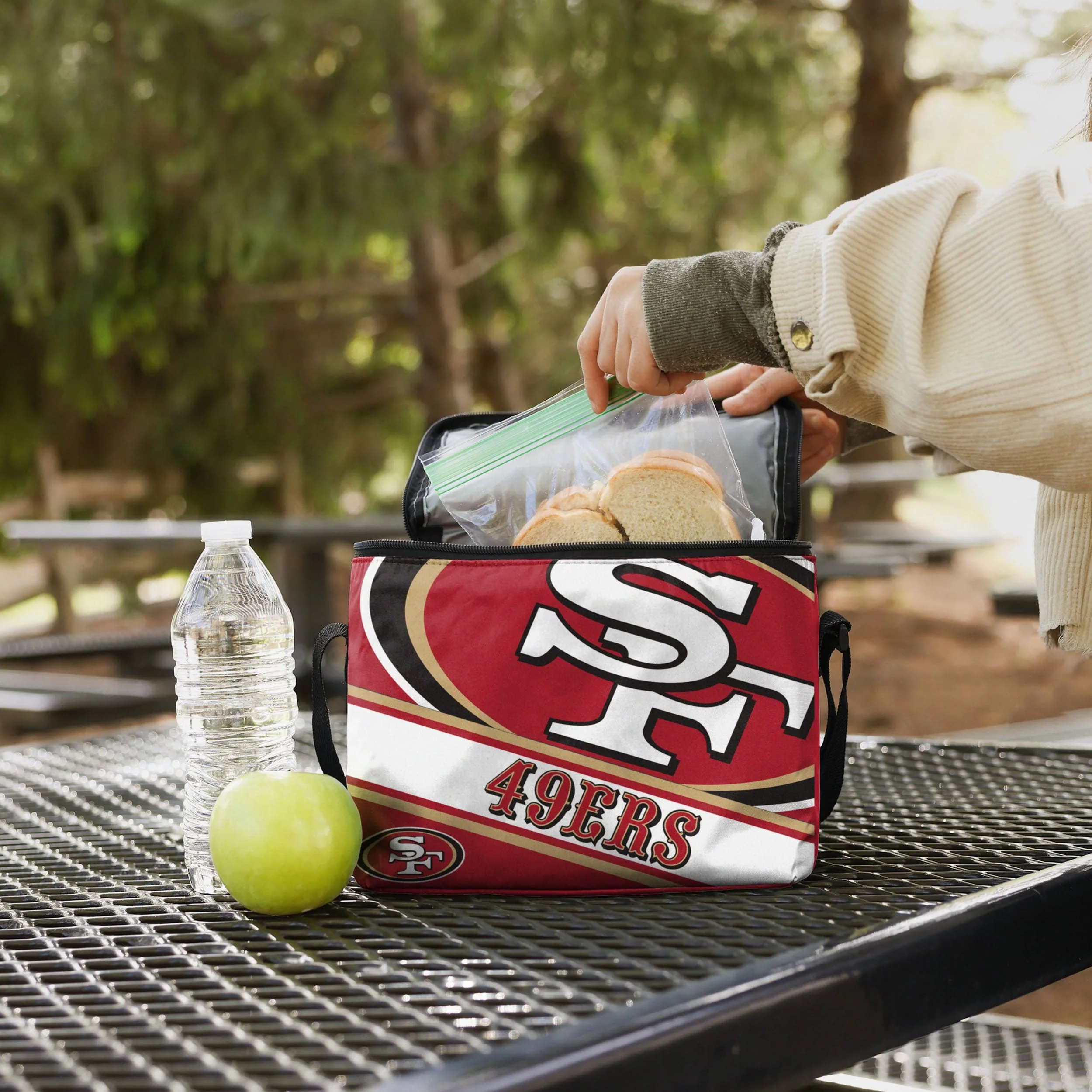 San Francisco 49ers NFL Exclusive Big Logo Stripe 6 Pack Cooler - Image 3
