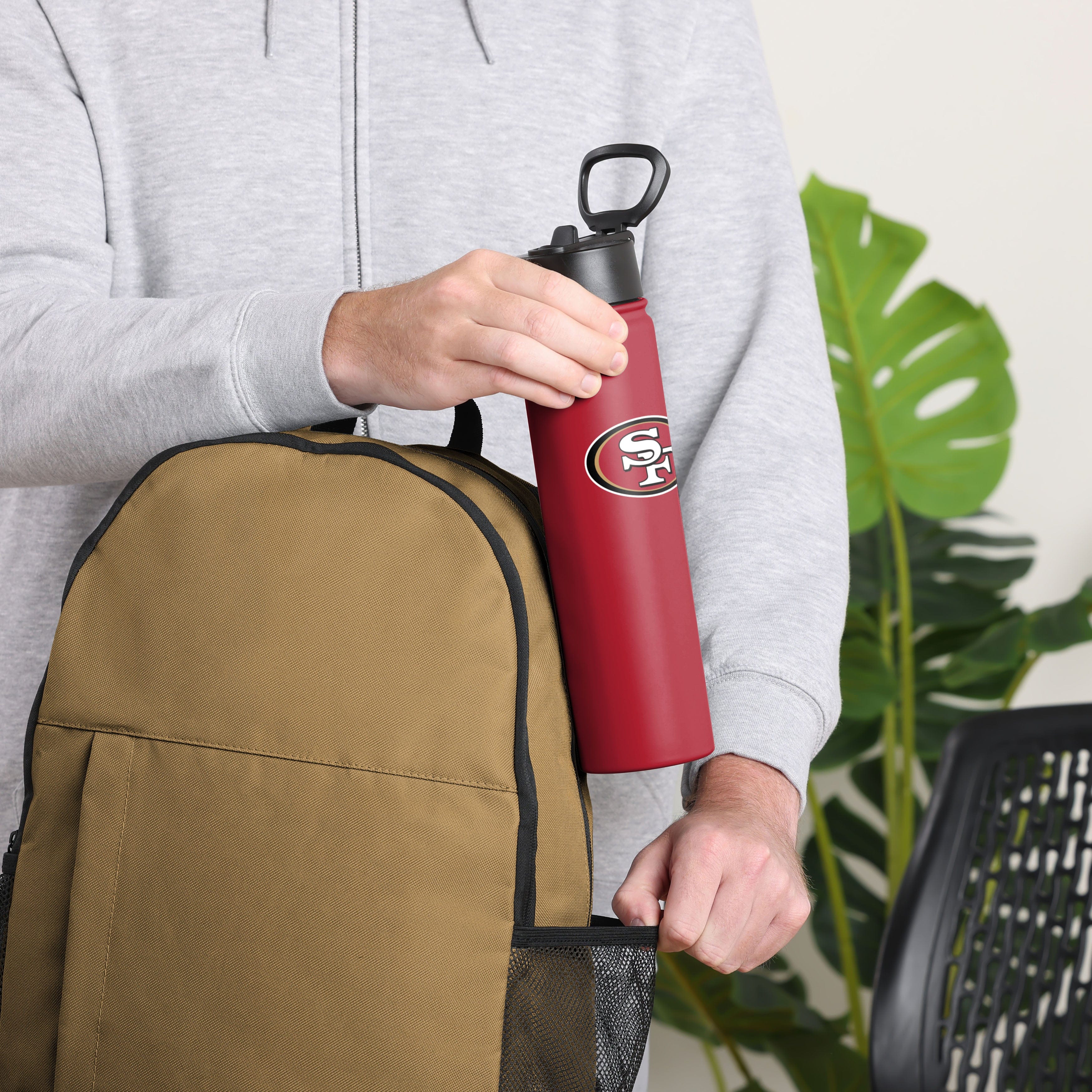 San Francisco 49ers NFL Team Color Insulated Bottle - Image 4