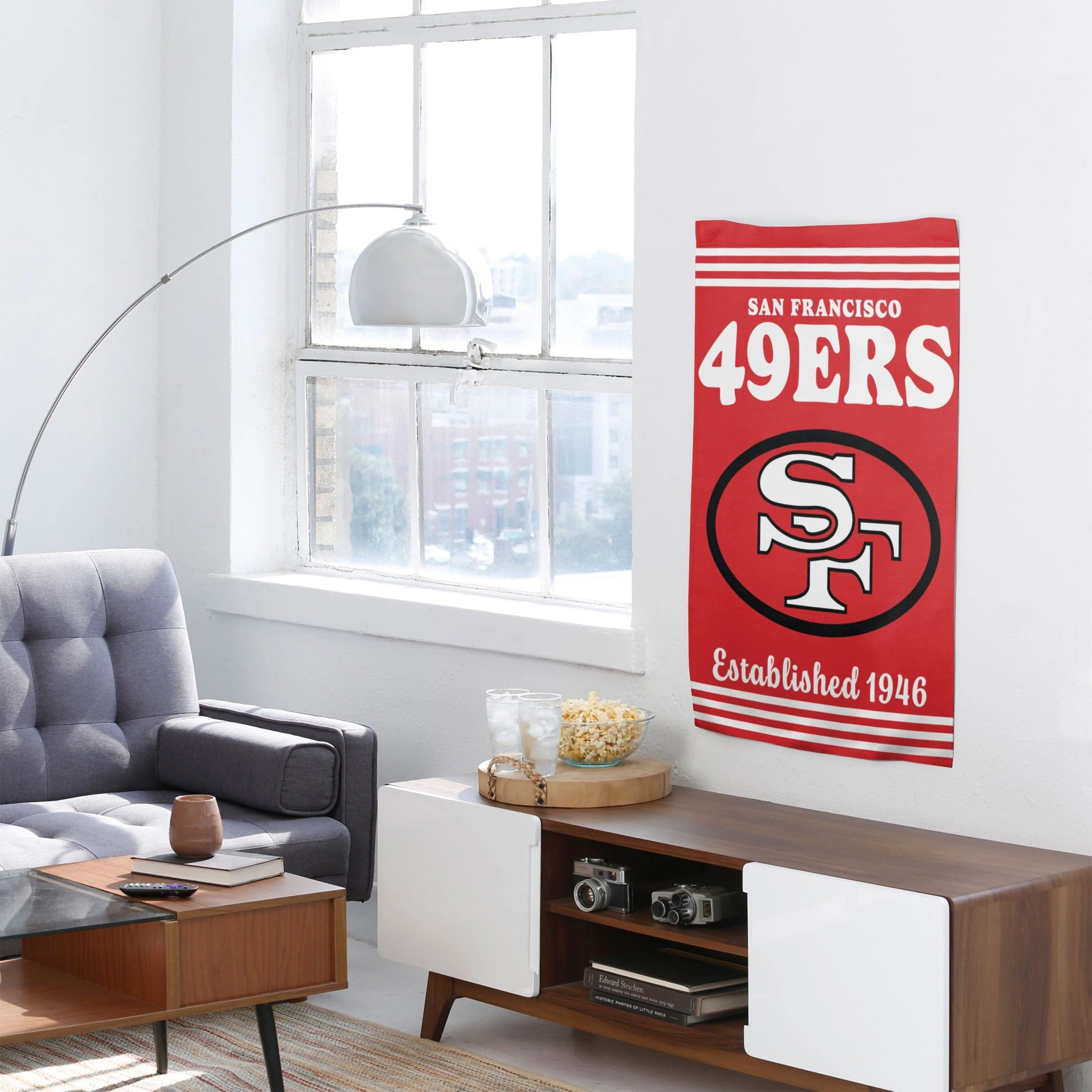 San Francisco 49ers NFL Vertical Retro Flag - Image 4