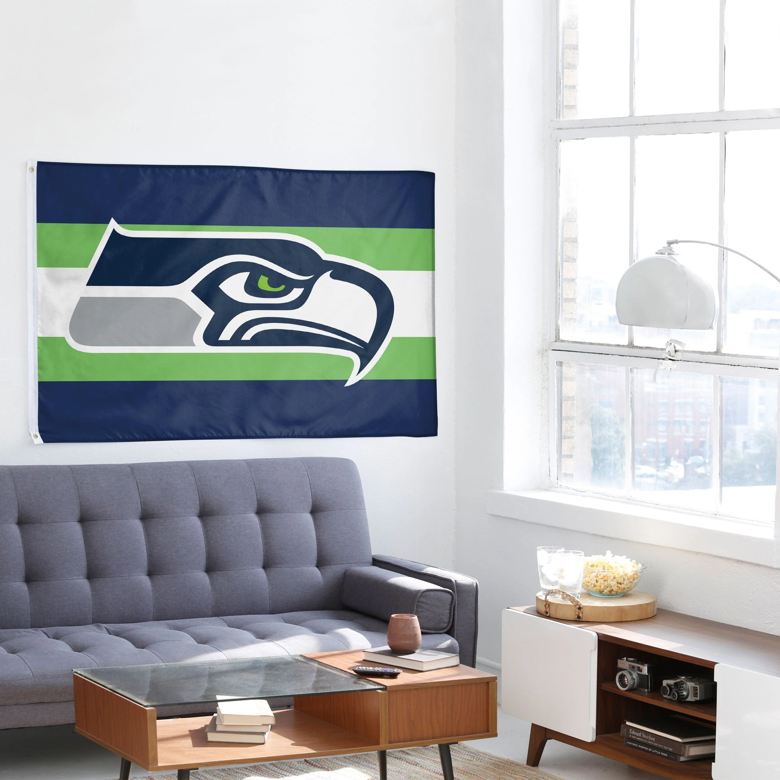 Seattle Seahawks NFL Big Logo Team Stripe Horizontal Flag - Image 4