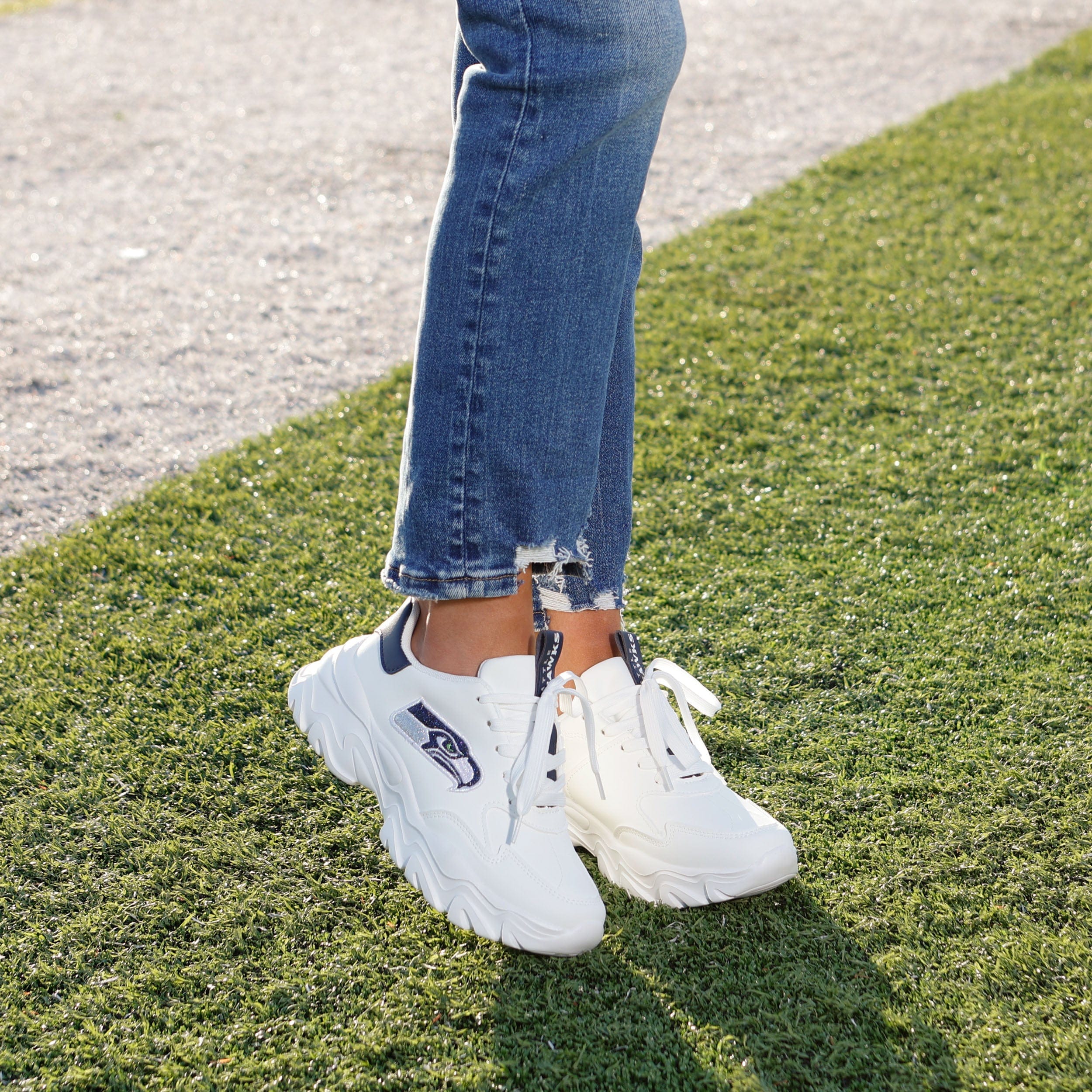 Seattle Seahawks NFL Womens Glitter Big Logo Vintage White Chunky Sneaker - Image 3