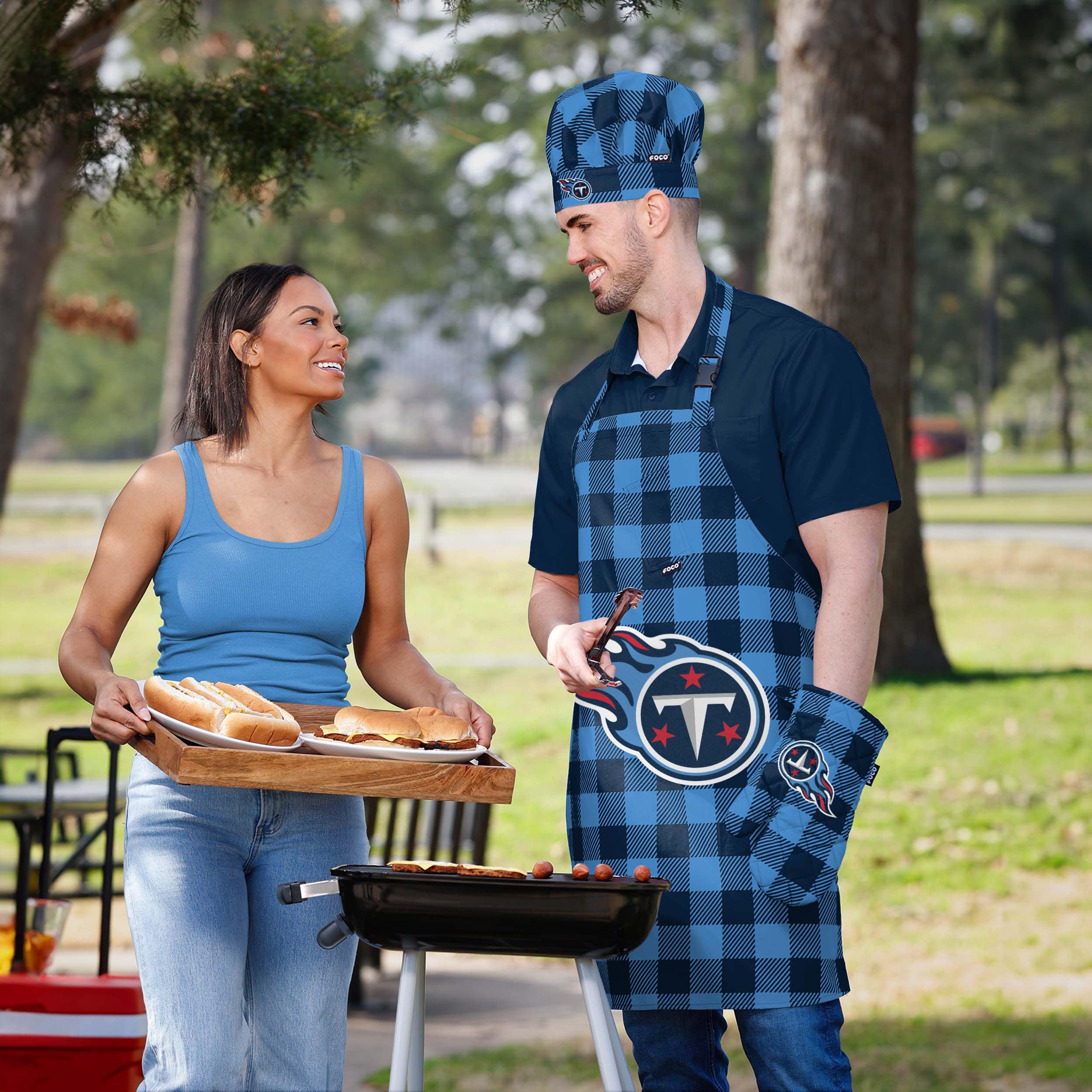 Tennessee Titans NFL Plaid Chef Set - Image 5