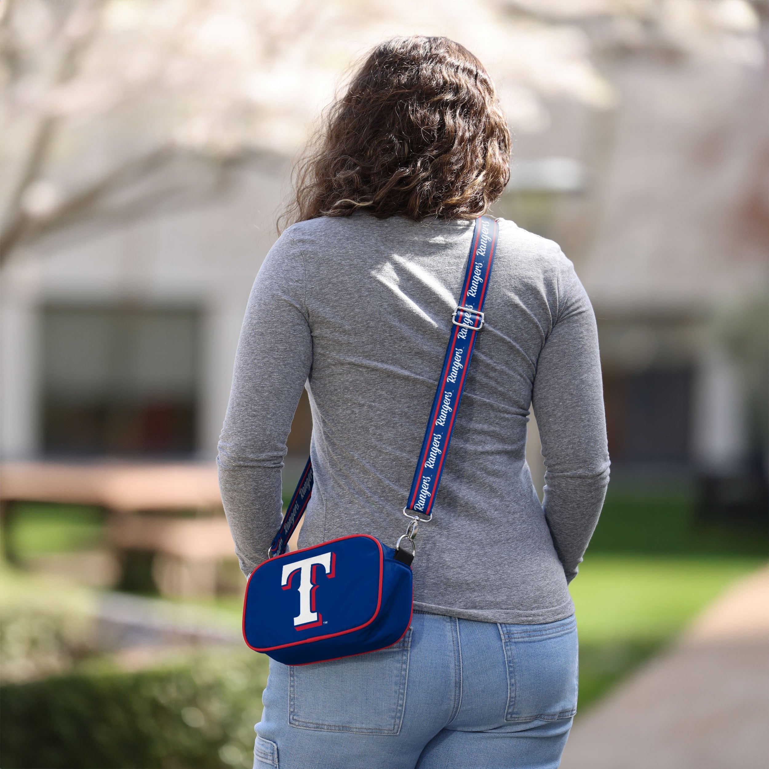 Texas Rangers MLB Team Logo Crossbody Bag - Image 3