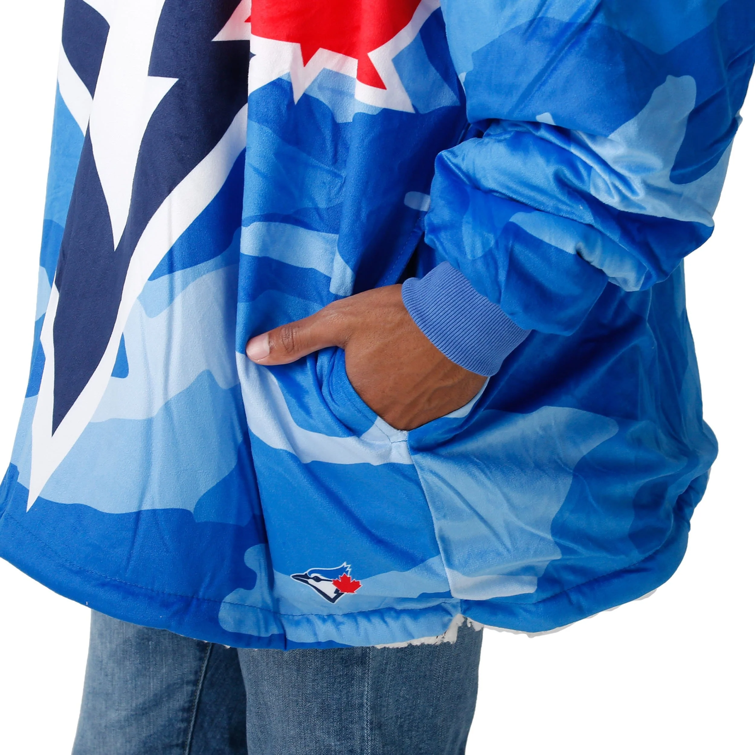 Toronto Blue Jays MLB Reversible Team Color Camo Hoodeez - Image 5