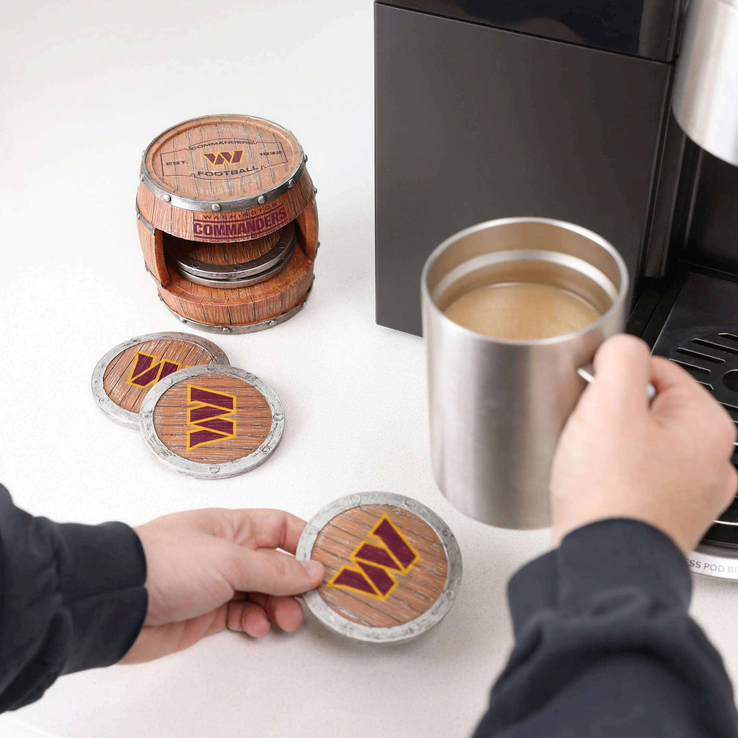Washington Commanders NFL 5 Pack Barrel Coaster Set - Image 3